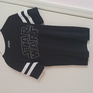 Star wars graphic tee size small